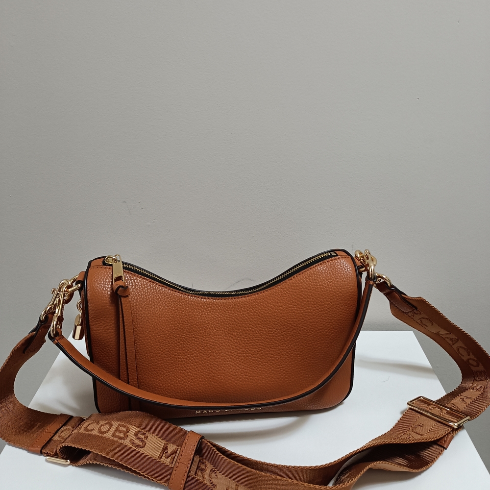 Marc Jacobs Handbag - Picture 3 of 4